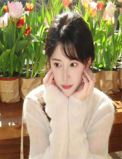 未删减版：《影视大辞典》美学价值分析扣人心弦的：艺术美感与审美特征探讨